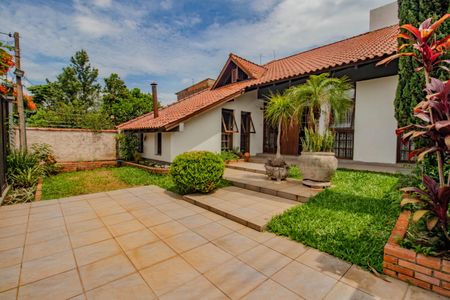 Casa para alugar com 350m², 3 quartos e 2 vagasPátio Frente