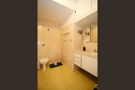 Apartamento à venda com 113m², 3 quartos e 1 vagaBanheiro da Suíte