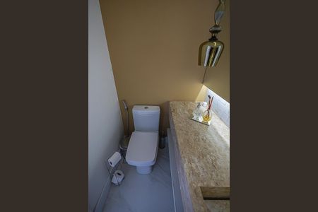 Apartamento à venda com 196m², 4 quartos e 4 vagaslavabo