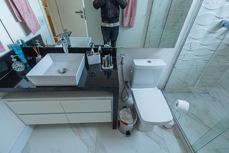 Apartamento à venda com 196m², 4 quartos e 4 vagasbanheiro