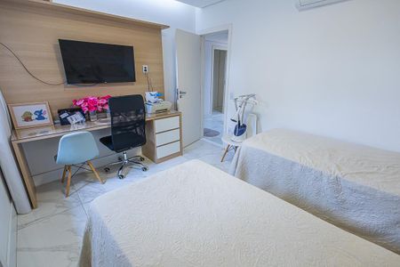 Apartamento à venda com 196m², 4 quartos e 4 vagasquarto 4