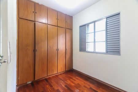 Casa à venda com 125m², 3 quartos e 2 vagas Casa à venda com 125m², 3 quartos e 2 vagasQuarto 2