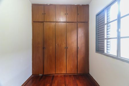 Casa à venda com 125m², 3 quartos e 2 vagas Casa à venda com 125m², 3 quartos e 2 vagasQuarto 2