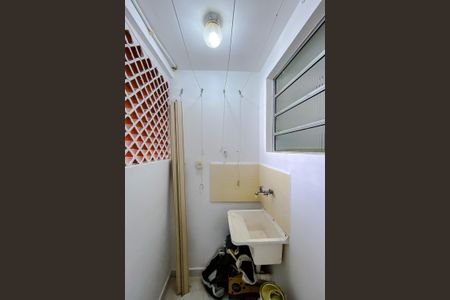 Apartamento para alugar com 48m², 2 quartos e sem vaga Apartamento para alugar com 48m², 2 quartos e sem vagaÁrea de Serviço