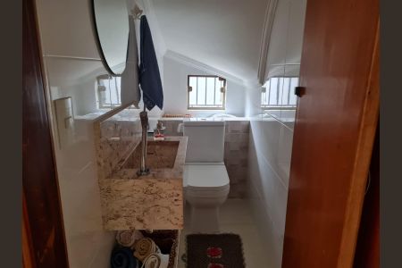 Casa à venda com 249m², 3 quartos e 5 vagas