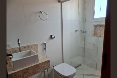 Casa à venda com 3 quartos, 249m² em Parque Sao Domingos, São Paulo