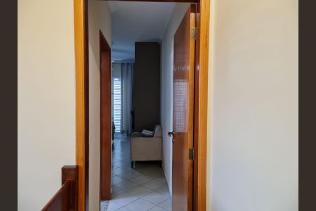 Casa à venda com 3 quartos, 249m² em Parque Sao Domingos, São Paulo