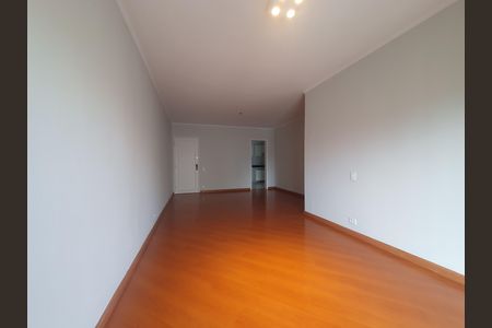 Apartamento para alugar com 3 quartos, 110m² em Indianópolis, São Paulo