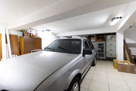 Casa para alugar com 300m², 4 quartos e 3 vagasGaragem Secundária 