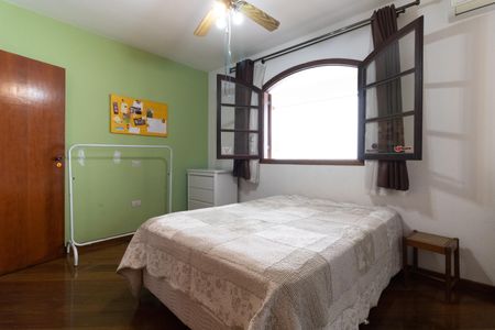 Casa para alugar com 300m², 4 quartos e 3 vagasQuarto 2