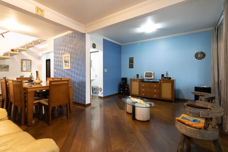 Sala de casa para alugar com 4 quartos, 360m² em Vila Moraes, São Paulo