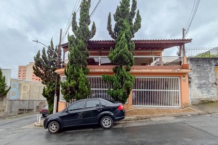 Casa para alugar com 300m², 4 quartos e 3 vagasFachada 