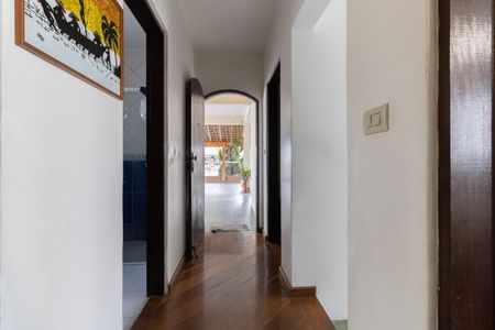 Casa para alugar com 300m², 4 quartos e 3 vagasCorredor