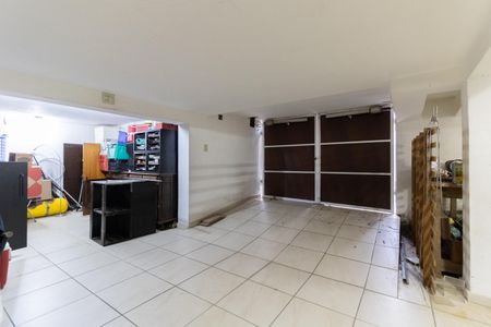 Casa para alugar com 300m², 4 quartos e 3 vagasGaragem Secundária 