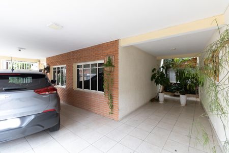 Casa para alugar com 300m², 4 quartos e 3 vagasGaragem Principal 