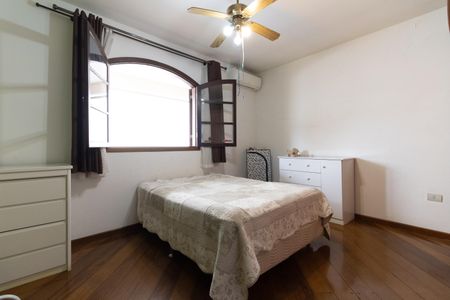 Casa para alugar com 300m², 4 quartos e 3 vagasQuarto 2