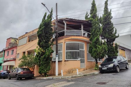 Casa para alugar com 300m², 4 quartos e 3 vagasFachada 