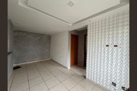 Sala de apartamento para alugar com 2 quartos, 54m² em Taquara, Rio de Janeiro
