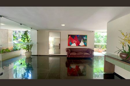 Apartamento à venda com 205m², 3 quartos e 2 vagasHall de entrada