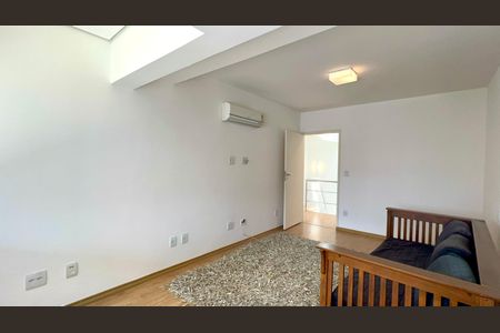 Apartamento à venda com 205m², 3 quartos e 2 vagasQuarto 2