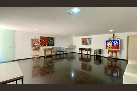 Apartamento à venda com 205m², 3 quartos e 2 vagasÁrea comum