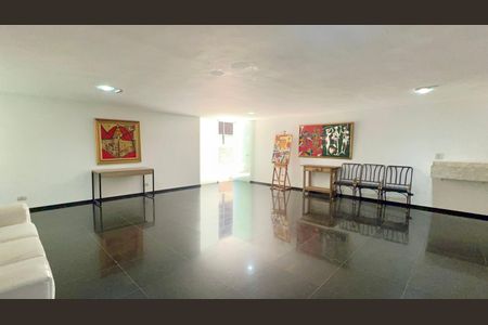 Apartamento à venda com 205m², 3 quartos e 2 vagasÁrea comum