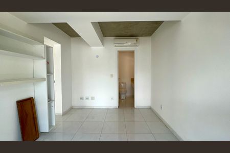 Apartamento à venda com 205m², 3 quartos e 2 vagasEscritório