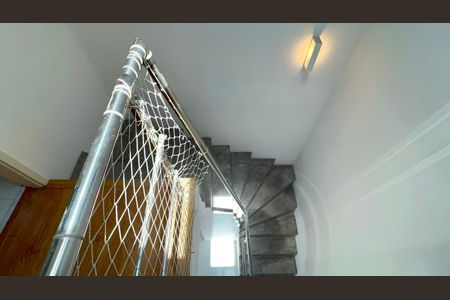 Apartamento à venda com 205m², 3 quartos e 2 vagasEscada