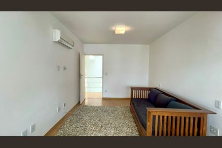 Apartamento à venda com 205m², 3 quartos e 2 vagasQuarto 2