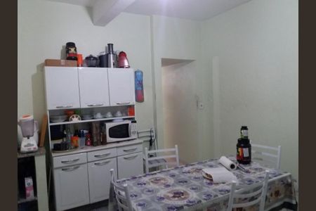 Casa à venda com 3 quartos, 138m² em Jardim Maria Duarte, São Paulo