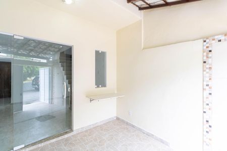 Casa para alugar com 60m², 2 quartos e sem vaga Casa para alugar com 60m², 2 quartos e sem vagaÁrea externa
