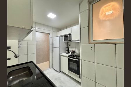 Apartamento à venda com 75m², 2 quartos e sem vagaCozinha