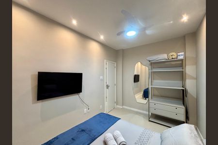 Quarto 2 de apartamento à venda com 2 quartos, 75m² em Copacabana, Rio de Janeiro