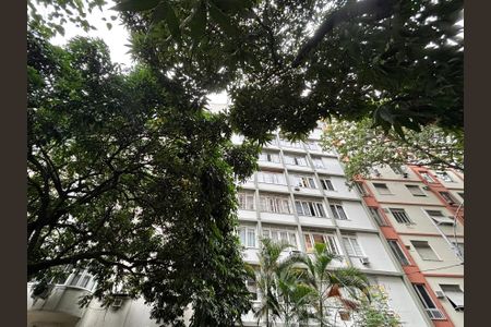 Apartamento à venda com 75m², 2 quartos e sem vagaFachada
