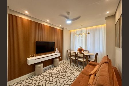 Sala de apartamento à venda com 2 quartos, 75m² em Copacabana, Rio de Janeiro
