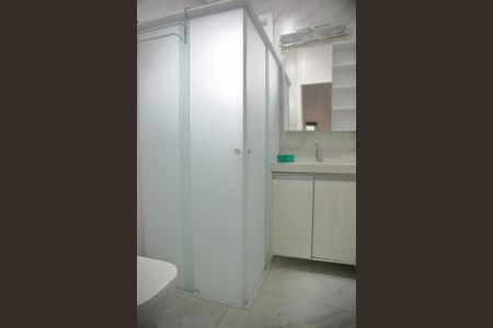 Casa de condomínio para alugar com 110m², 3 quartos e 2 vagasBanheiro Social 