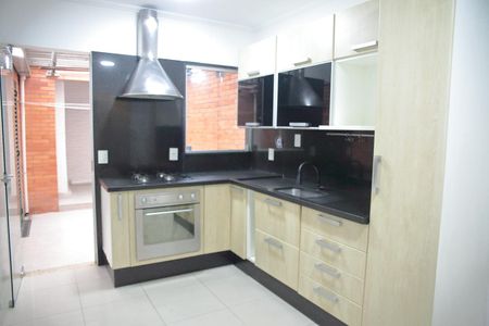 Casa de condomínio para alugar com 110m², 3 quartos e 2 vagasCozinha 