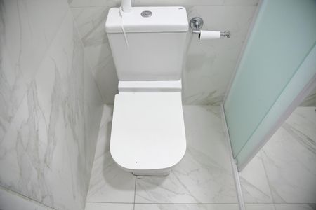 Casa de condomínio para alugar com 110m², 3 quartos e 2 vagasBanheiro Social 