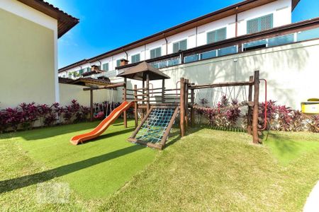Casa de condomínio para alugar com 110m², 3 quartos e 2 vagasÁrea comum - Playground