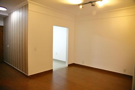 Casa de condomínio para alugar com 110m², 3 quartos e 2 vagasSala