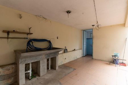 Casa à venda com 118m², 3 quartos e 3 vagasLavanderia 2