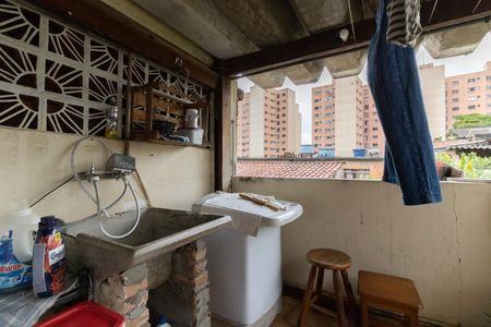 Casa à venda com 118m², 3 quartos e 3 vagasVaranda  - Lavanderia 1