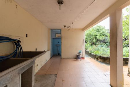 Casa à venda com 118m², 3 quartos e 3 vagasLavanderia 2