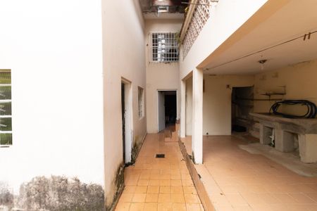 Casa à venda com 118m², 3 quartos e 3 vagasCorredor