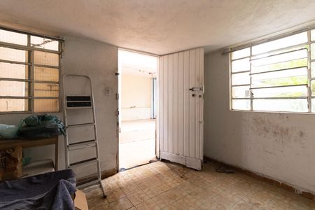 Casa à venda com 118m², 3 quartos e 3 vagasQuarto de Serviço 