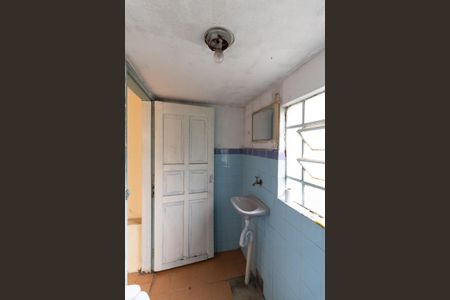 Casa à venda com 118m², 3 quartos e 3 vagasBanheiro 2