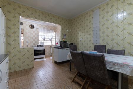 Casa à venda com 118m², 3 quartos e 3 vagasCozinha 