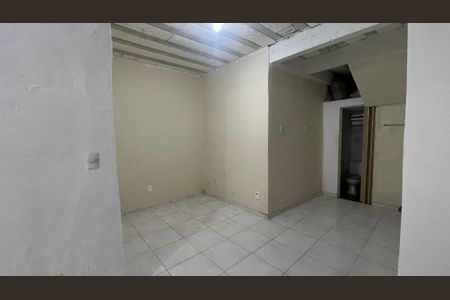 Sala de kitnet/studio para alugar com 1 quarto, 25m² em Freguesia (ilha do Governador), Rio de Janeiro