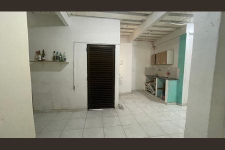Sala de kitnet/studio para alugar com 1 quarto, 25m² em Freguesia (ilha do Governador), Rio de Janeiro