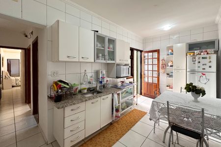 Casa à venda com 139m², 3 quartos e 2 vagasCozinha 2